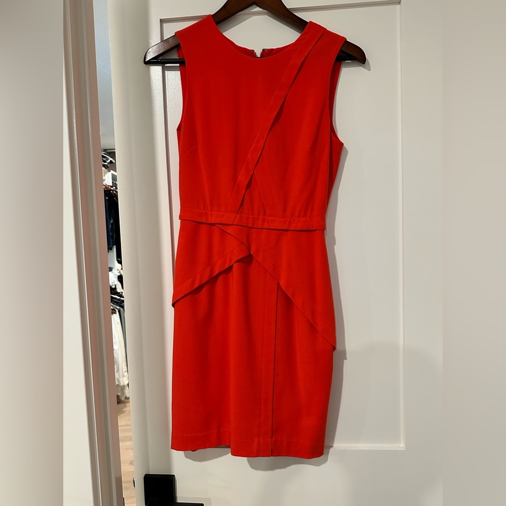 BCBG Maxazria asymmetrical overlay dress in poppy color size 0